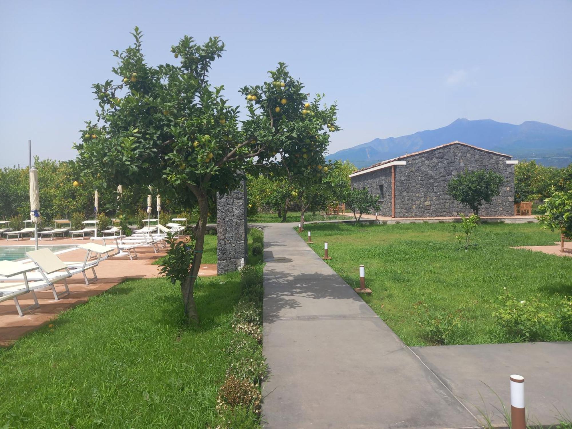 Agriturismo Lumia Resort 里波斯托 外观 照片